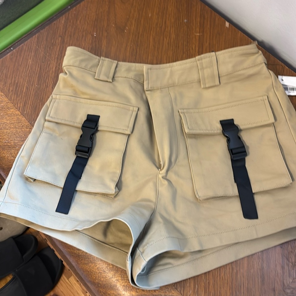 Akira Short